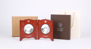 絲綢之路-雙贏盤紀(jì)念套裝 